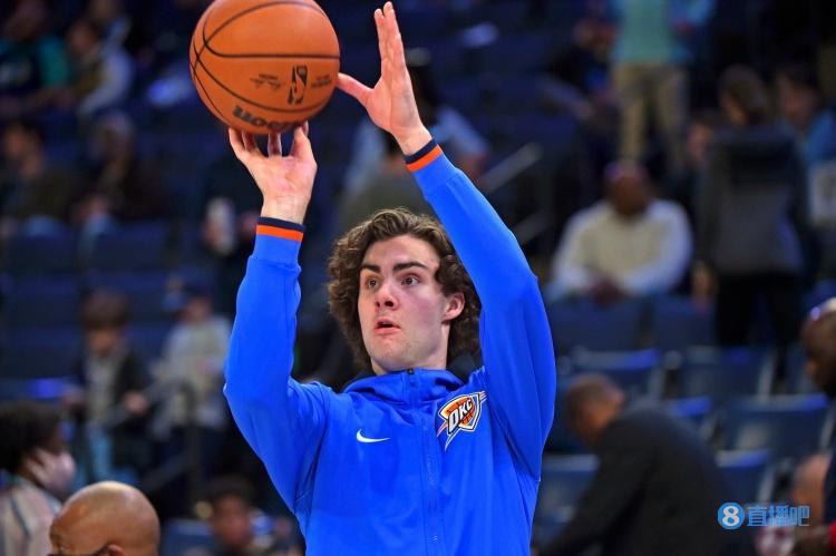 包含欧冠转会期再迎强敌，浙江队手感冰凉，主帅态度：更衣室稳定，球探报告显示潜力的词条