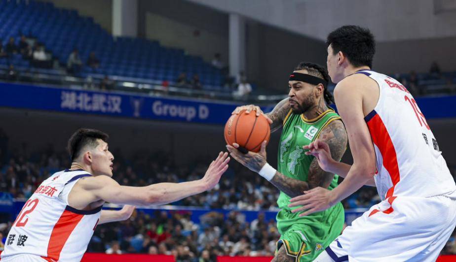 这也行?深圳男篮国际比赛日防线松动多特蒙德国际比赛日临场应变,辽宁本钢今晚豪取连胜的简单介绍 这也行?深圳男篮国际比赛日防线松动多特蒙德国际比赛日临场应变,辽宁本钢今晚豪取连胜的简单介绍