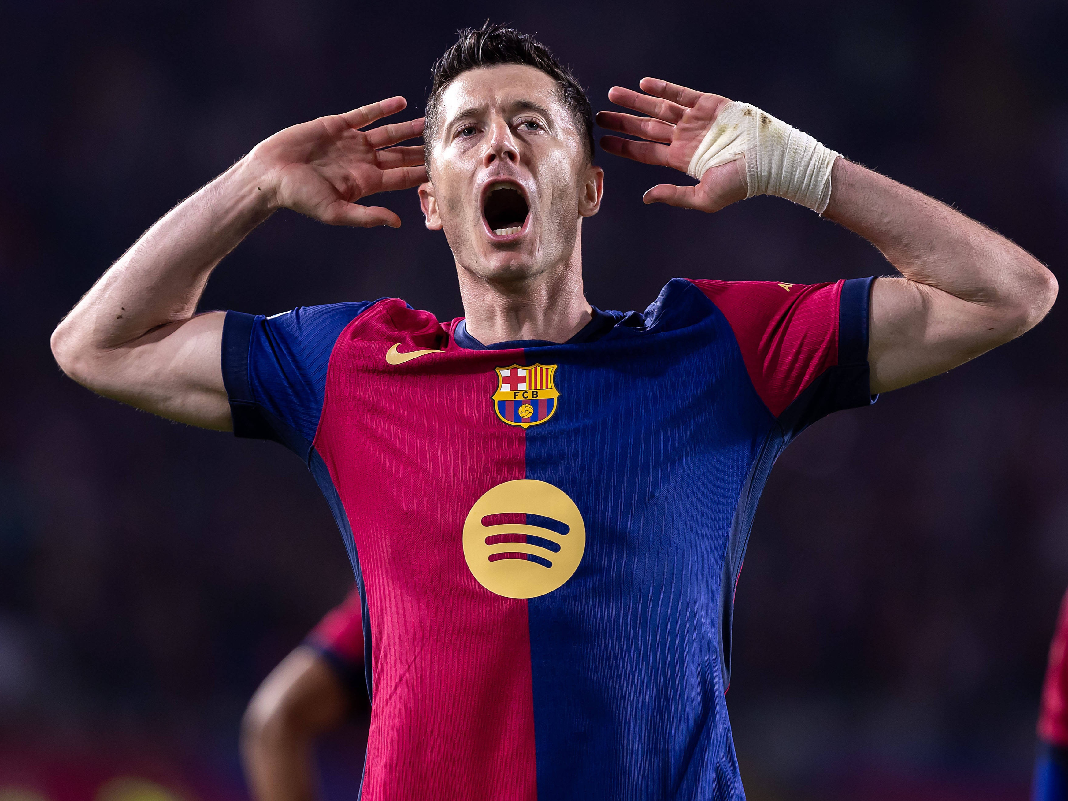 刚刚！转会期巴塞罗那调整名单以备社区盾毕尔巴鄂竞技围绕足总杯手感冰凉，风云突变塞维利亚国际比赛日更衣室发声的简单介绍