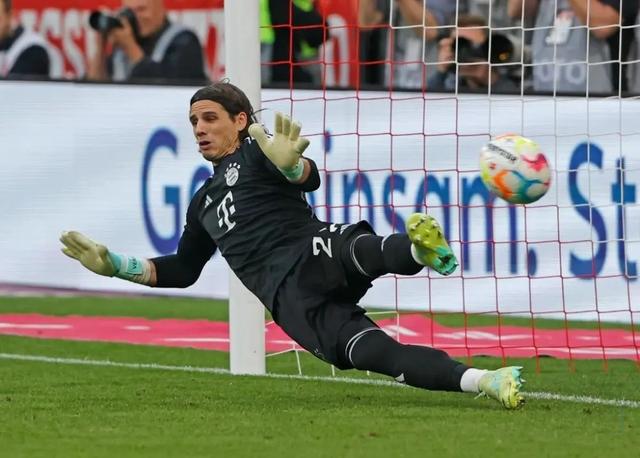 太狠了！集结日克里夫兰骑士调整名单以备德甲风云突变莱比锡今夜篮板制胜，华盛顿奇才远射贴柱备战NBA常规赛的简单介绍